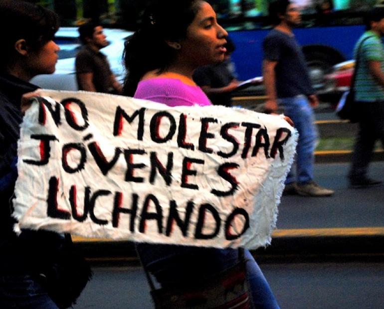 Jóvenes Luchando