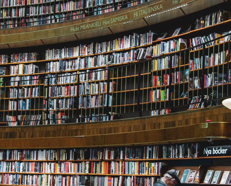 Image of a man in a library 