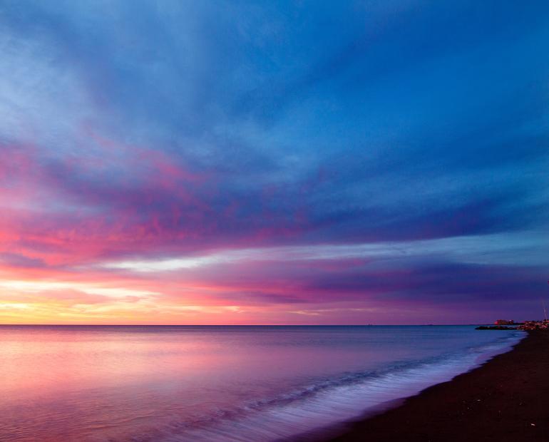 A sunset with vivid colors